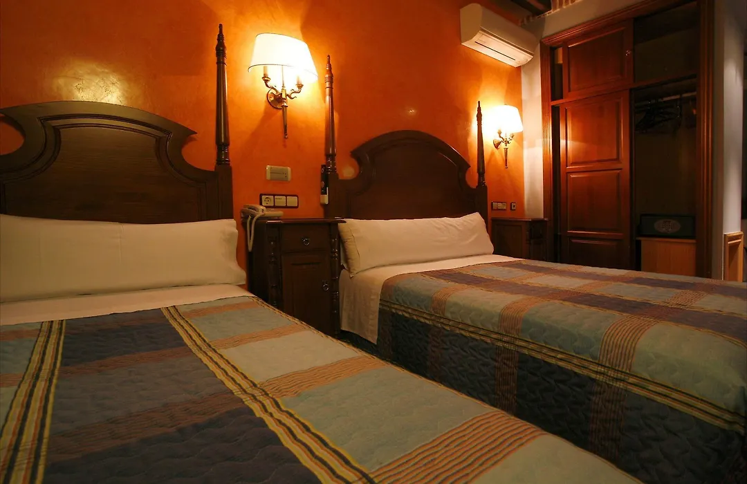 Hostal Victoria I-1